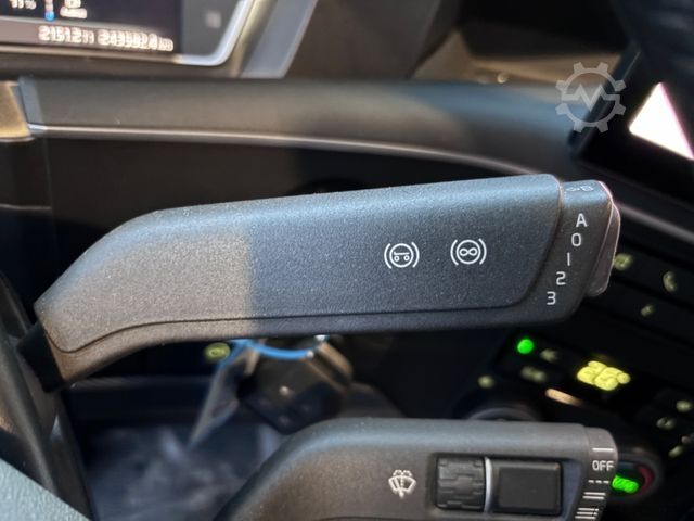 Standard SZM VOLVO FH 500 Globetrotter XL Retarder I-Save Standkl.