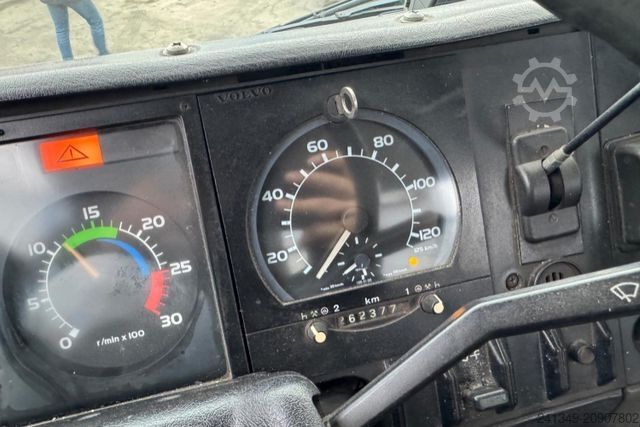 Absetzkipper LKW VOLVO FL10 8x4