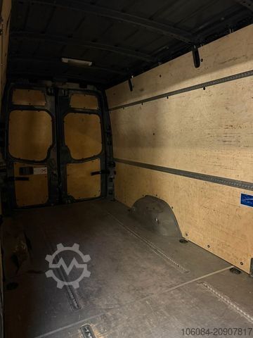 Kastenwagen VOLKSWAGEN Crafter 35 Maxi Kasten Klima 1.Hand 110TKM