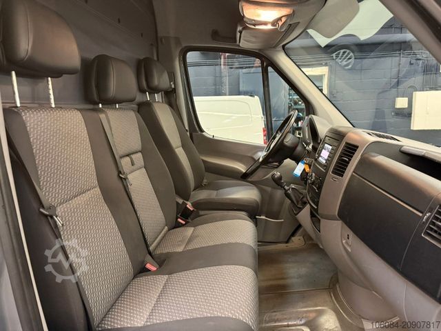 Kastenwagen VOLKSWAGEN Crafter 35 Maxi Kasten Klima 1.Hand 110TKM