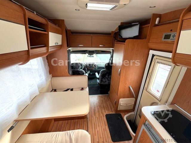 Semi-integrated camper XGO Coupe 300 - Festbett -  - Solar -