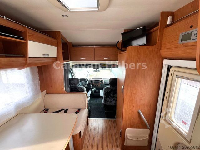 Semi-integrated camper XGO Coupe 300 - Festbett -  - Solar -