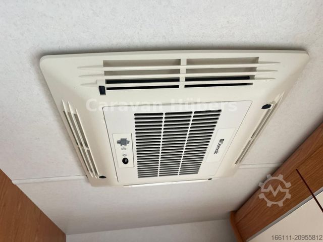 Semi-integrated camper XGO Coupe 300 - Festbett -  - Solar -