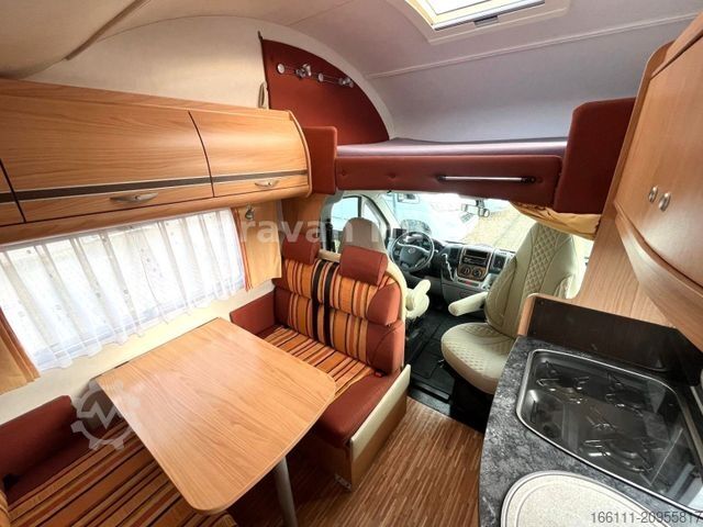 Alcove camper BÜRSTNER Levanto A 640 - Festbett - Garage - Tempomat -