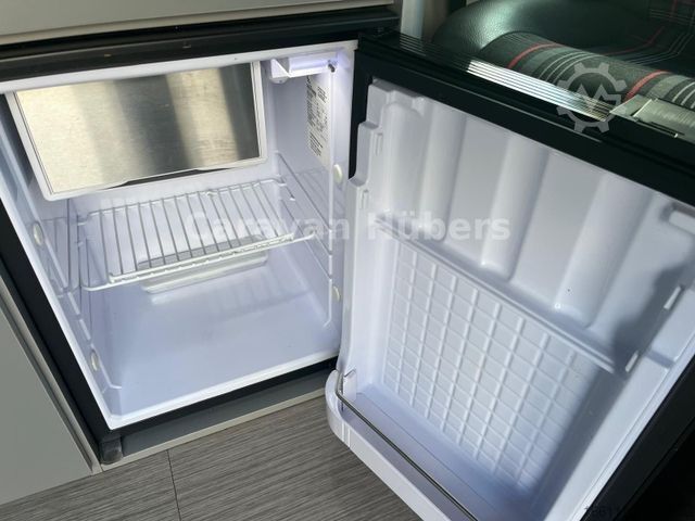 Semi-integrated camper VOLKSWAGEN T6 AMV Camper - Hubdach - Markise - Küche - AHK