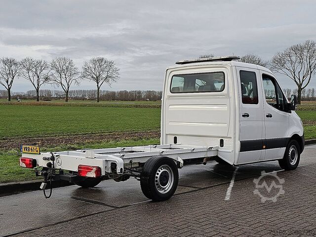 Chassis with cab MERCEDES-BENZ SPRINTER 319 L3 Chassis Dub Cab
