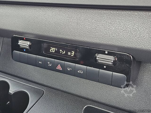 Chassis with cab MERCEDES-BENZ SPRINTER 319 L3 Chassis Dub Cab