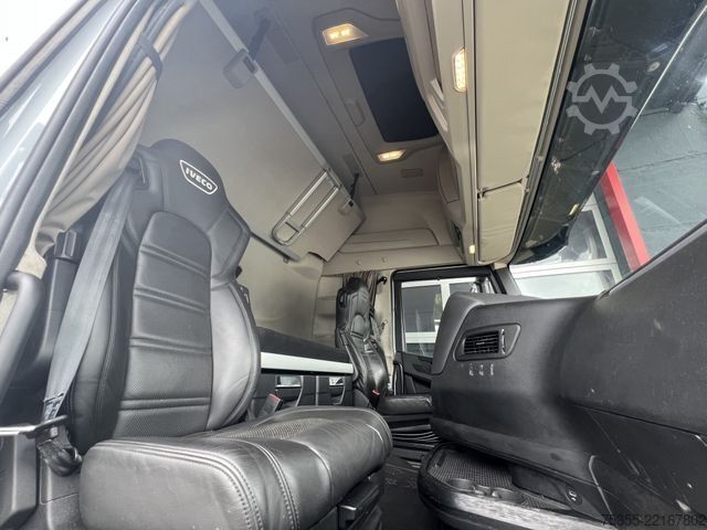Standard SZM IVECO S-WAY AS440S48 ACC Intader NAVI 2xTank Leder E6d