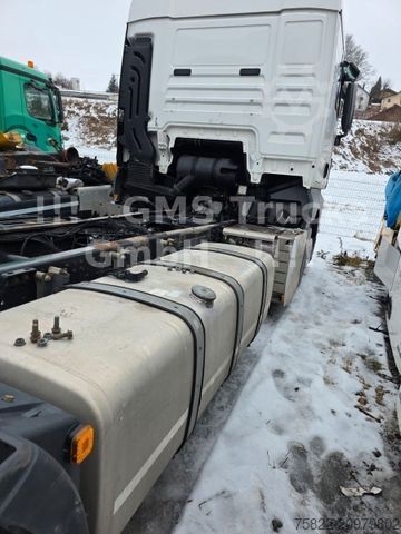 Truck chassis MAN TGX 26.500 / 6X2 / Automatik + Retarder