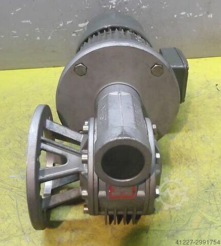 Gear motor 0.75 kW 200 rpm Bonfiglioli MVF62/A