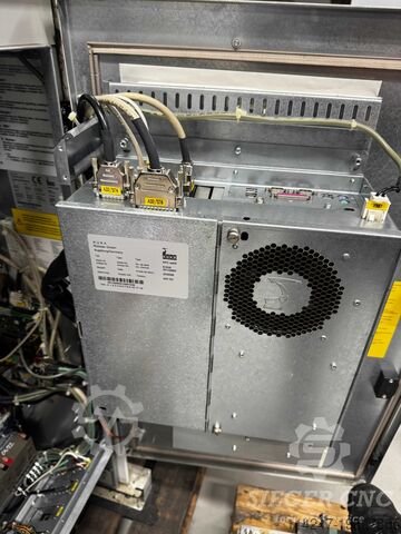 Fräsmaschine HERMLE RS2 Roboterzelle