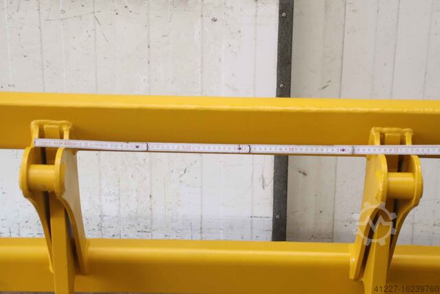 Radladeraufnahme unbekannt Aufnahme 680 bis 730 mm / Ø 50 mm