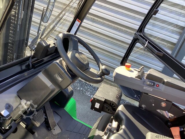 Electric 4-wheel forklift Noblelift CPD38A T4800