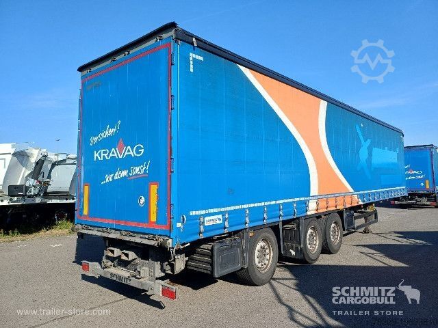 Auflieger mit Pritsche & Plane Schmitz Cargobull Curtainsider Standard Staplerhalterung Getränke