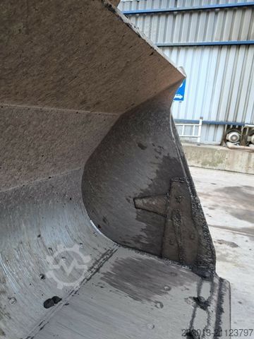 Radlader LIEBHERR L566 XPower Radlader 27,5 Ton *11.900 h *Waage