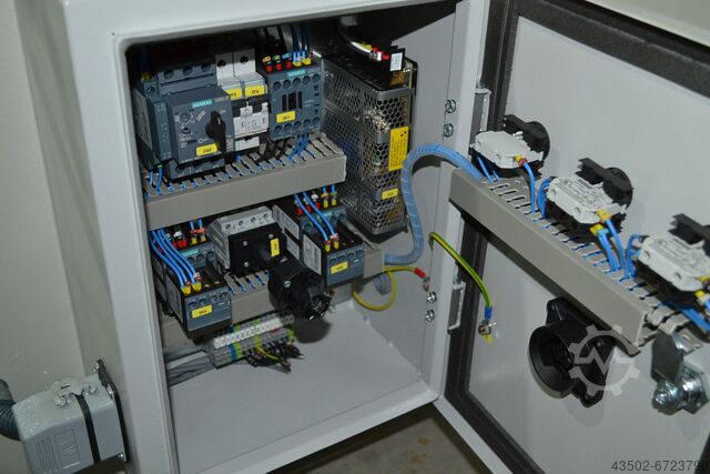 Drei-Walzen-Rundbiegemaschine Binmak 1250x90-2,5