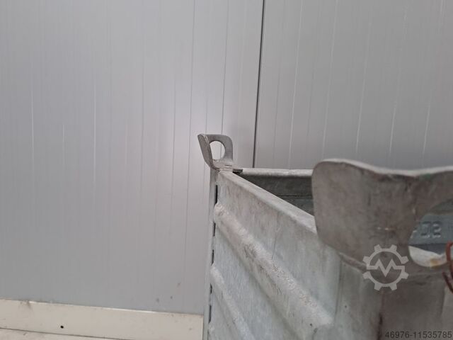 Stacking container container metal container SSI Schäfer/ Abm.: 850x550x670mm (BxTxH) / feuerverzinkt / stapelbar / 4 Kranösen