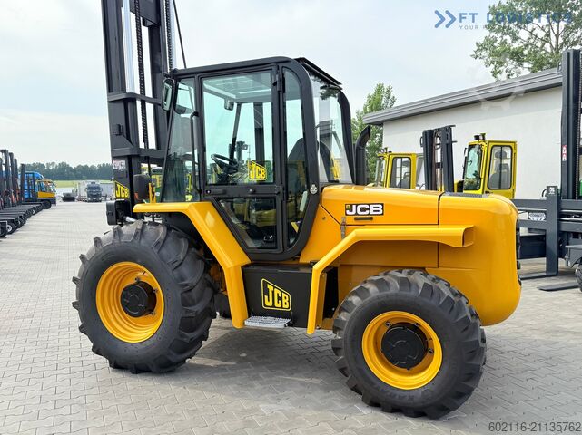 Geländestapler JCB 940 / TRIPLEX 4500 / FREE-LIFT NEW TIRES