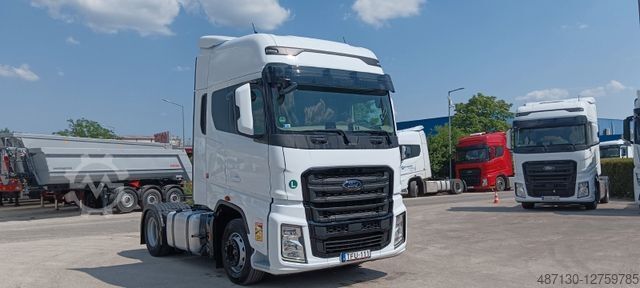 Standard tractor unit FORD F-MAX 500