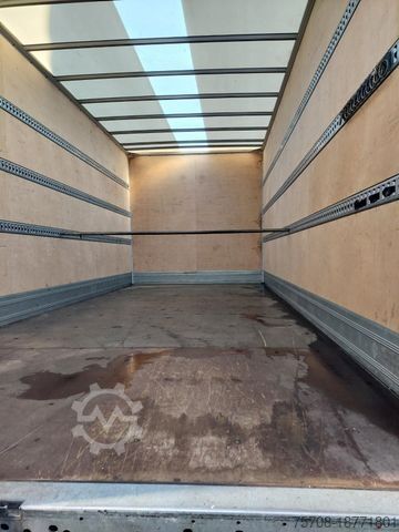 Box van MERCEDES-BENZ 816 Atego*6,2 m Möbel-Koffer*Türen*Kamera*57 Tkm