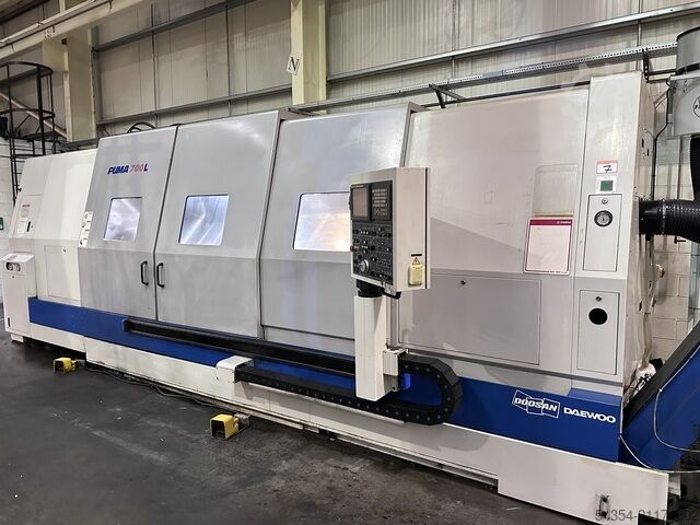 CNC-Dreh- und Fräszentrum Doosan Puma 700L