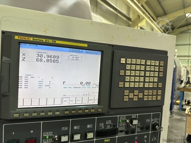 CNC-Dreh- und Fräszentrum Doosan Puma 700L