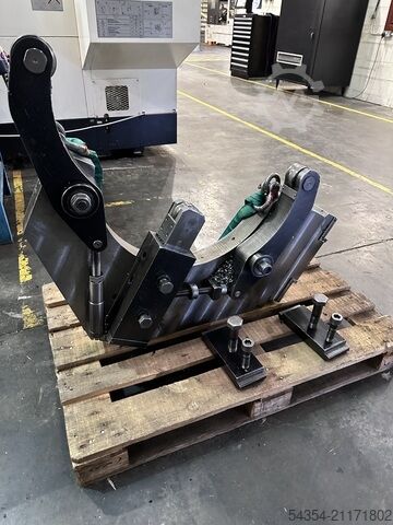 CNC-Dreh- und Fräszentrum Doosan Puma 700L