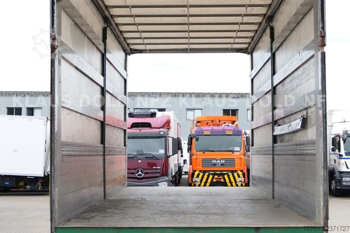 Open trailer with tarp  Galliker ST 2A Durchladesystem Bordwände LBW