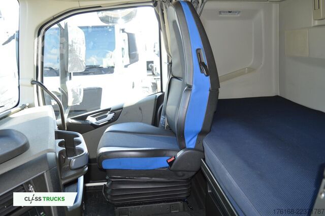 Standard tractor unit VOLVO FH 500 Globetrotter XL Varios