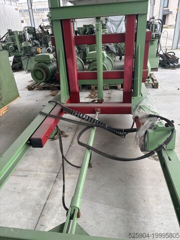 Lifting mechanism for wood packages WEINIG 