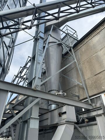Silo for wood shavings  