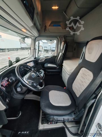 Standard tractor unit FORD F-MAX 500