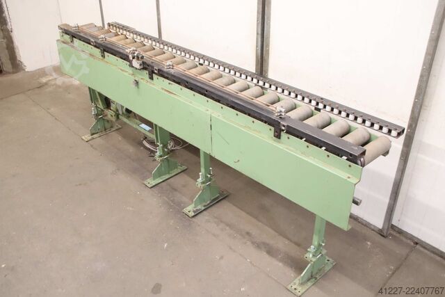 Driven roller conveyor 10 to 46 m/min Gubisch RF 3.0  250 x 2900 mm