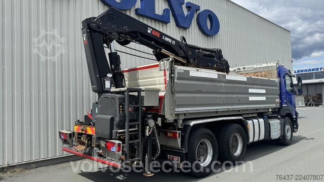 Tipper with crane Volvo FMX