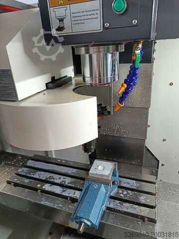 CNC-Fräsmaschine Janus VMC-500 SLIM