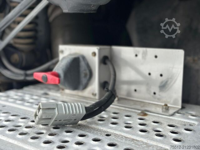 Standard-SZM Mercedes-Benz Actros 2642 / 6X2 / Euro 6 / TUV: 12-2026 / Bel...