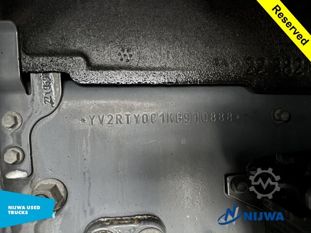 Standard-SZM Volvo FH 460 6x2 ADR + Midlift