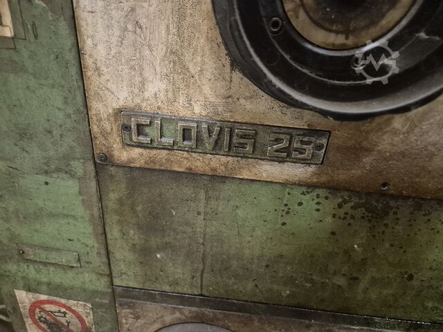 Leit-/Zugspindeldrehmaschine MERLI CLOVIS 25