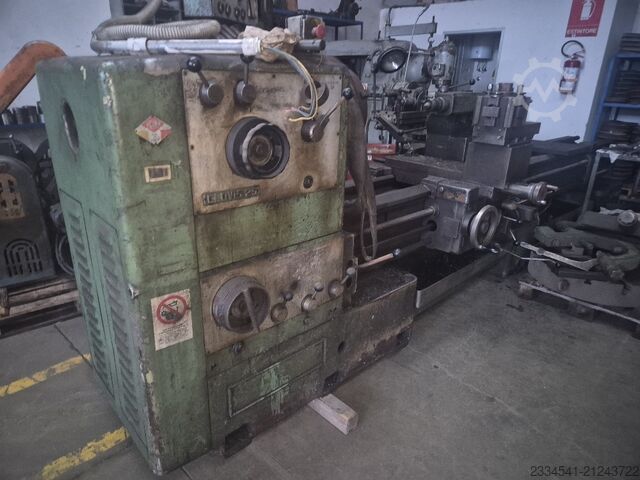Leit-/Zugspindeldrehmaschine MERLI CLOVIS 25