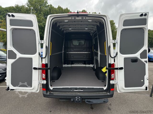 High top van VW Crafter Kombi Kasten 35 L3H3 AHK LED Boden SHZ