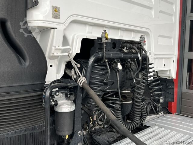 Standard tractor unit MAN TGX 18.510 Kipphydraulik Klima Retarder ACC LED