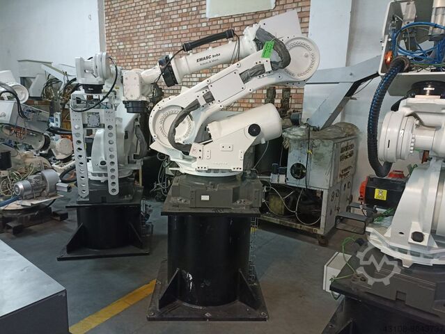 Robot Fanuc R-2000iB/210F (E-25677)