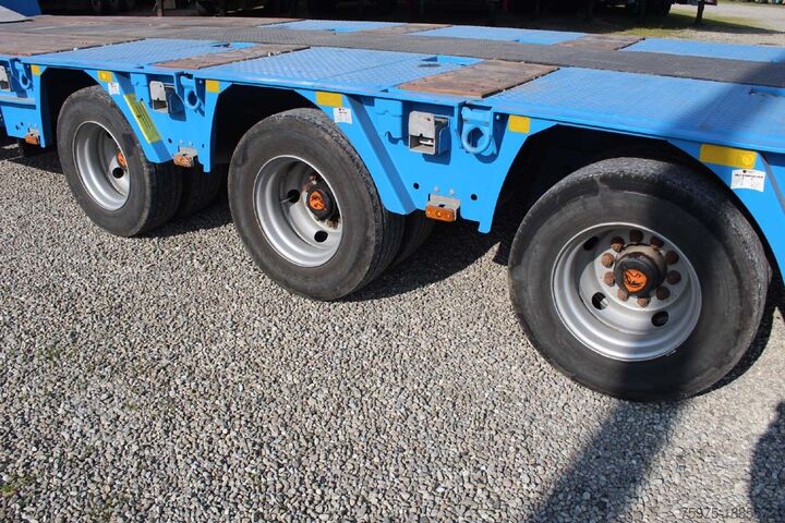 Lowered semi-trailer for the transport of construction machinery komodo carrellone ribassato verricello usato
