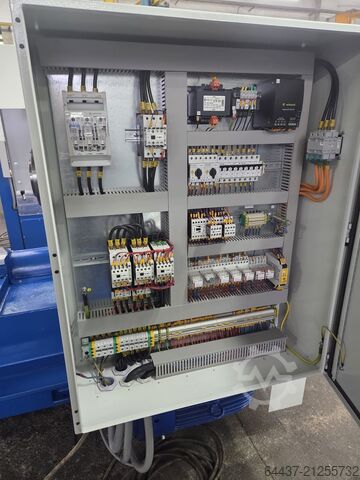 Leit-/Zugspindeldrehmaschine Poreba TPK-90A1 x 4000