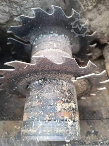 Multisaw  