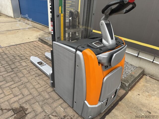 VS-22402 Electric triplex stacker Still year 2018 5016mm year 2019 STILL EXVSF14