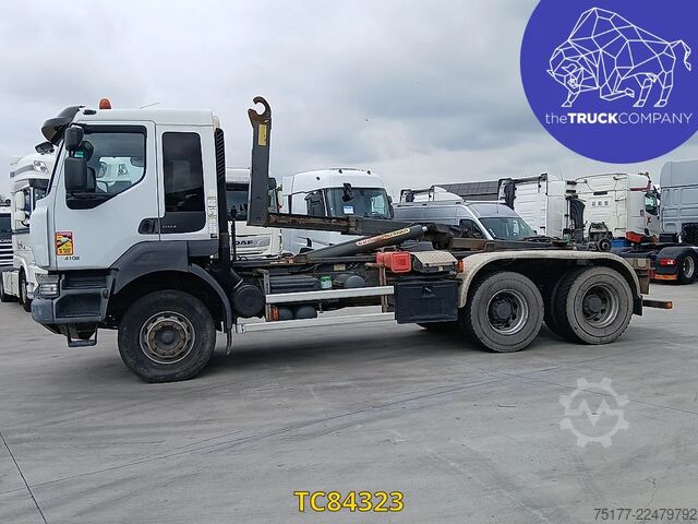 Container transportation Renault Kerax