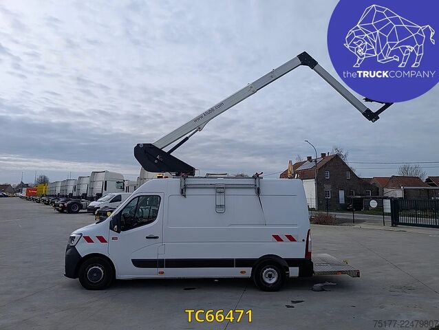 Lifting platform Renault Master 145.35 nacelle