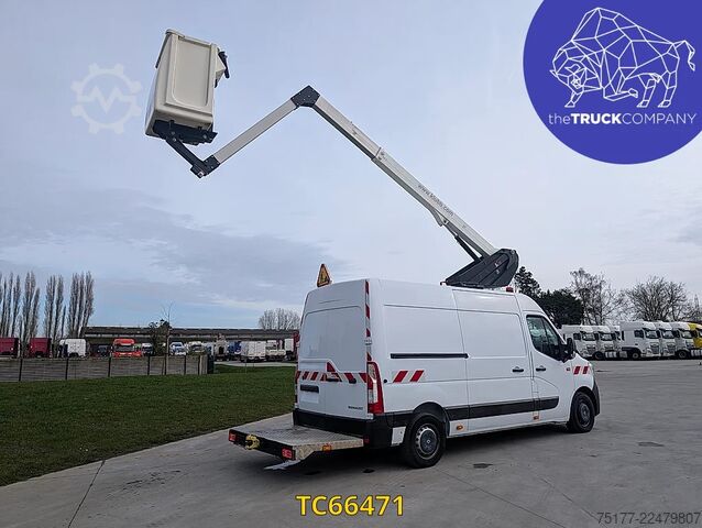 Lifting platform Renault Master 145.35 nacelle