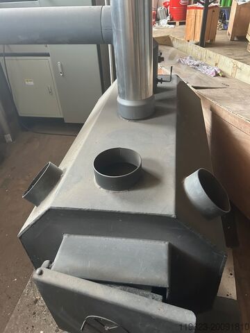 Werkstattofen WLO 2 Octagon 35 KW  Wamlufofen 35 KW !MIT KAMIN UND ROHREN!